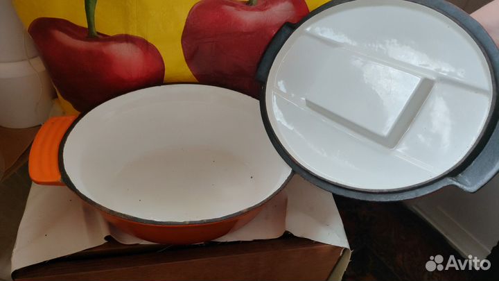 Утятница чугунная эмалированная