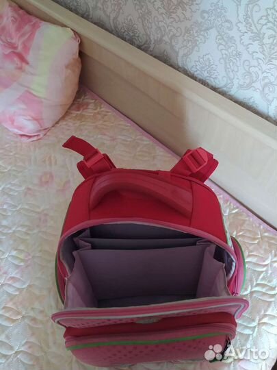 Портфель формованный Hummingbird