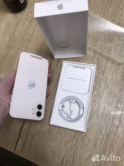 Телефон iPhone 12 64 гб