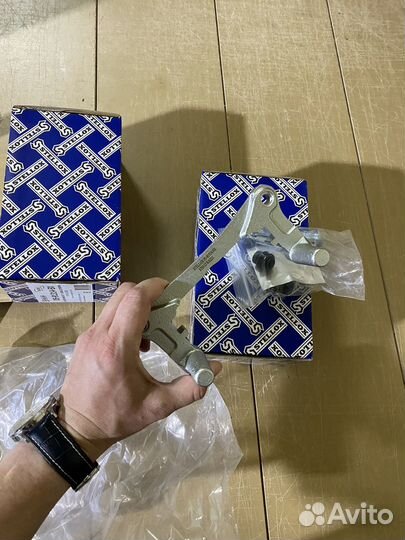 Stellox, Скоба тормозного суппорта зад. Outlander