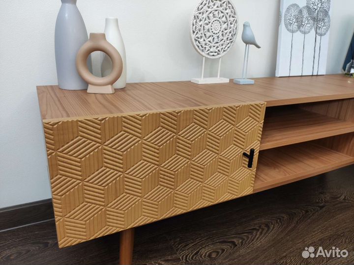 Тумба под тв 150 см, 180 см