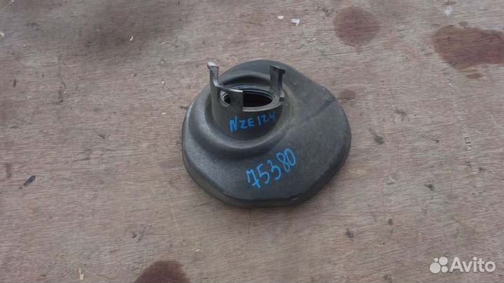 Пыльник рулевой колонки Toyota Allex NZE124 1NZ-FE