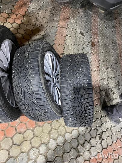 BMW диски с резиной R17 (Зима)