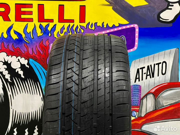 Roadmarch Prime UHP 08 235/45 R18 98W