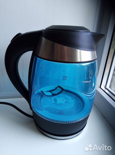 Чайник электрический Starwind