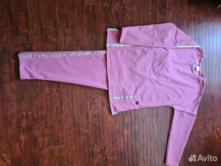 Спортивный костюм,женский