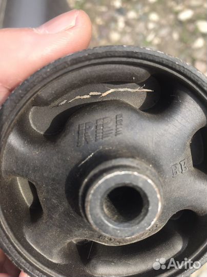 Сайлентблок mitsubishi lancer 9