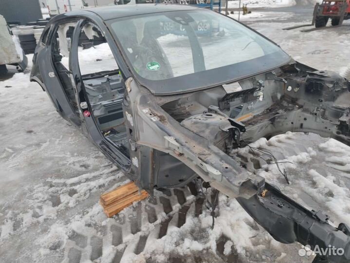 Четверть передняя правая Volvo V60 1 2014