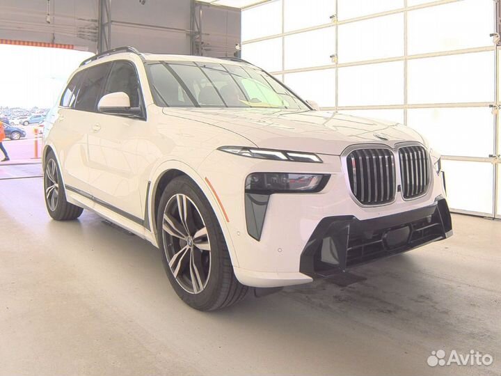 BMW X7 3.0 AT, 2023, 20 000 км