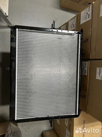 Радиатор охлаждения Kia Bongo 3