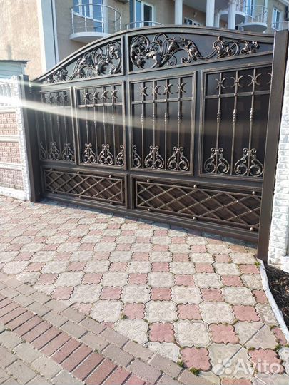 Кованые ворота