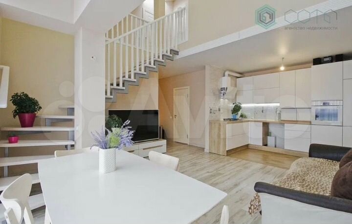 3-к. квартира, 92 м², 3/4 эт.