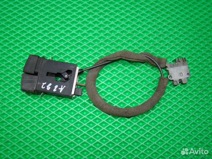 Замок бардачка Audi A8 D2 ауди а8 д2