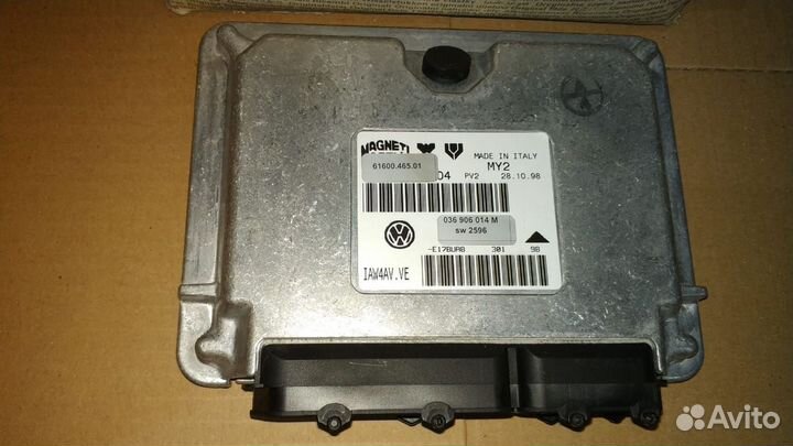 Блок управления двигателе VW golf IV/bora (1997)