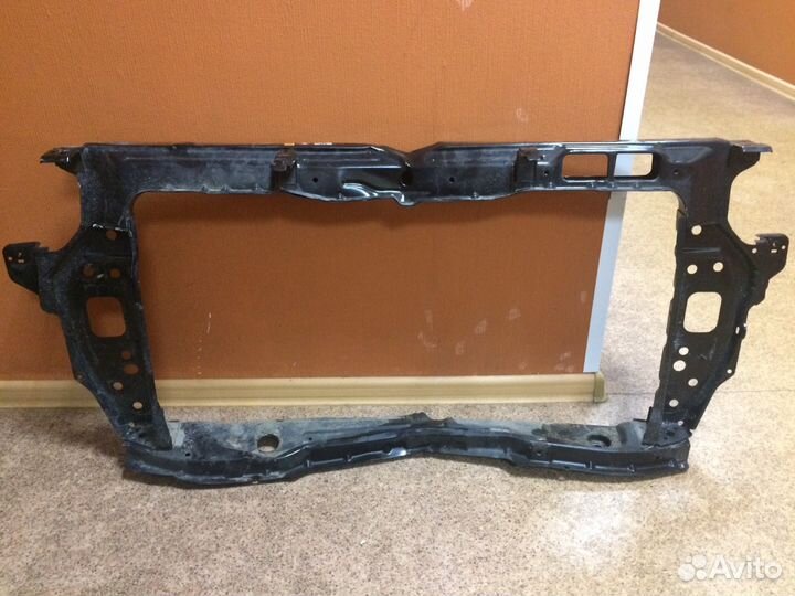 Телевизор (панель передняя) Хендай Solaris 2 2017