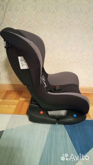 Детское удерживающее устройство (автокресло)