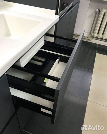 Кухонный гарнитур на заказ под ключ