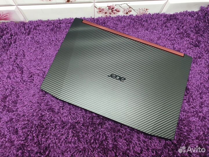 Acer nitro IPS full HD i5 8 GeForce GTX 1050-4GB