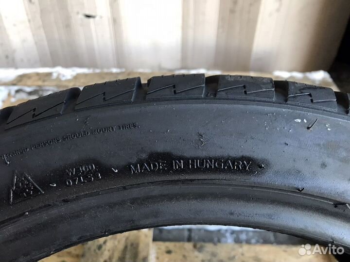 Hankook IceBear W300 245/40 R18 97V