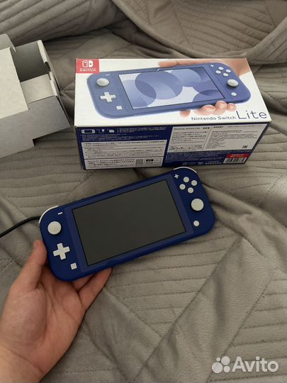 Nintendo switch lite новая