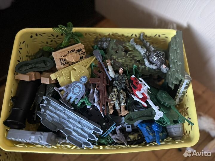 Военные игрушки