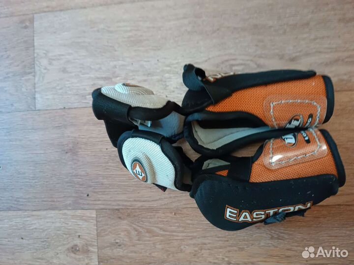 Хоккейная форма разная