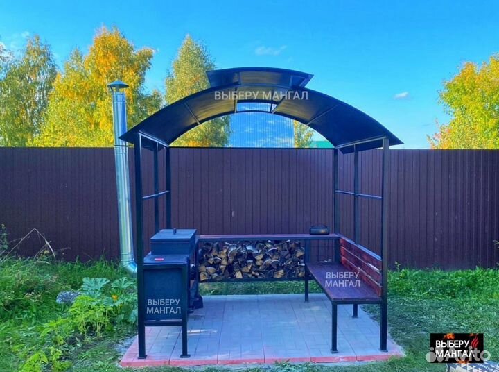 Беседка с мангалом