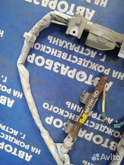 Правая шторка безопасности Toyota Camry 40 седан