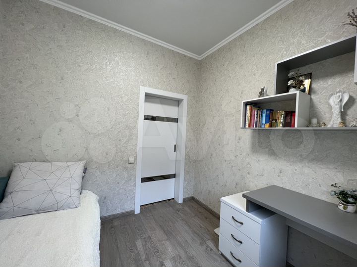 2-к. квартира, 47 м², 1/3 эт.
