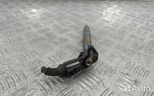 Форсунка дизельная audi A8 D3 (HEA28AL04)