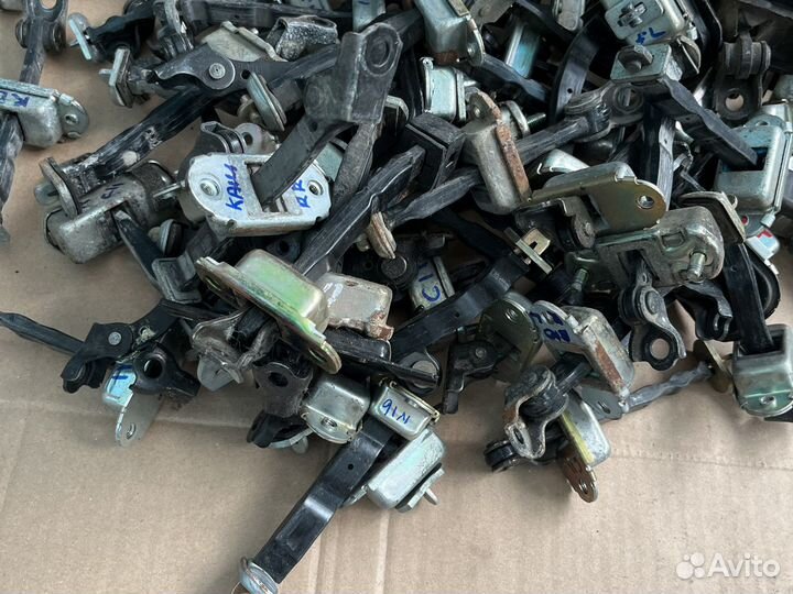 Огранечители дверей на Nissan Qashgah J10