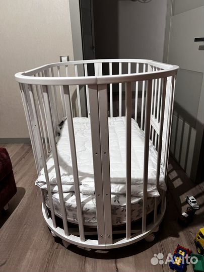 Овальная детская кроватка-трансформер 9в1