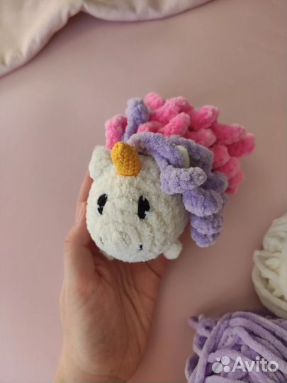 Плюшевый единорог