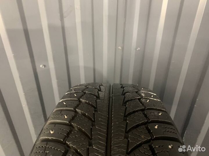 Matador MP 30 Sibir Ice 2 SUV 215/65 R16 102T