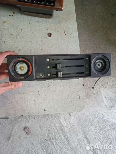 Блок управления печкой BMW 5 E28 бмв 5