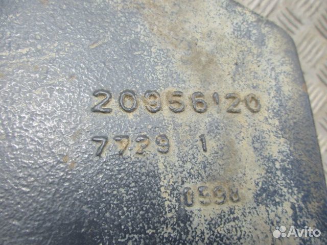 Кронштейн крепления передней рессоры Volvo FM13 FH