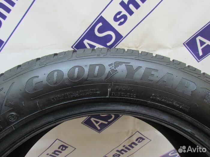 Goodyear UltraGrip Performance Gen-1 225/50 R17 102R