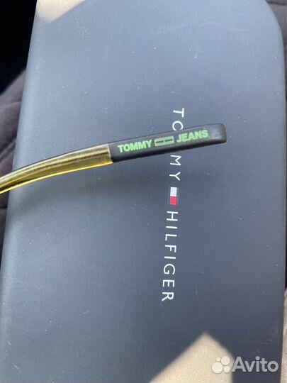 Солнцезащитные очки tommy hilfiger оригинал
