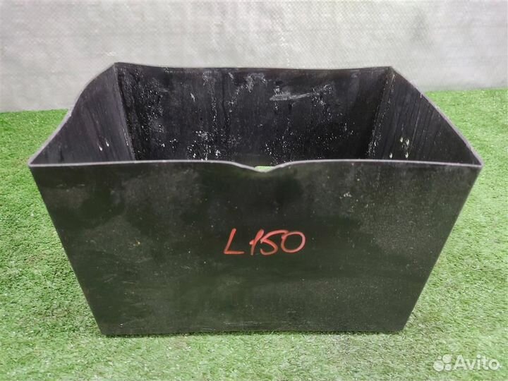 Защитный кожух акб Lexus GS300 (S160) 2001