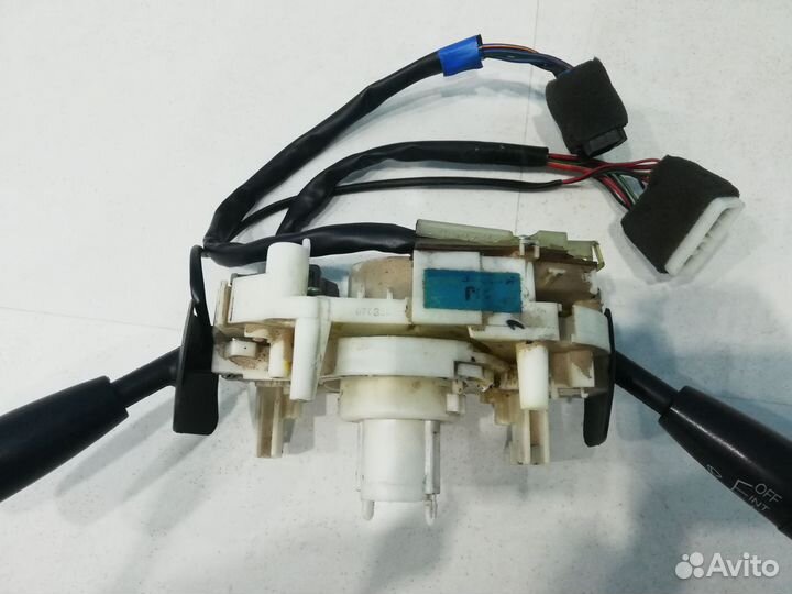 Блок подрулевых переключателей Киа Спектра