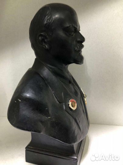 Бюст ленин