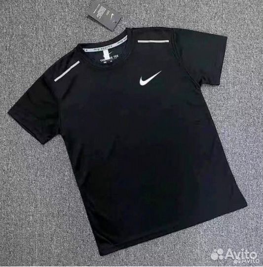 Футболка Nike