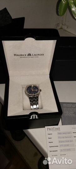 Часы Maurice Lacroix AI6008-SS002-331-1