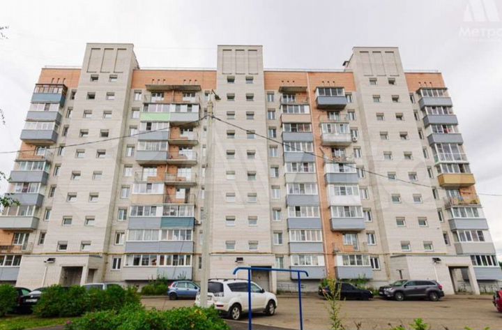2-к. квартира, 50 м², 4/9 эт.