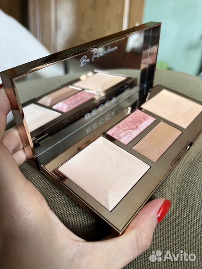 Палетка Becca