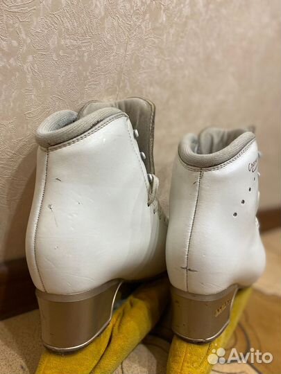 Коньки edea chorus 235 gold seal 8,75 (8 3/4)