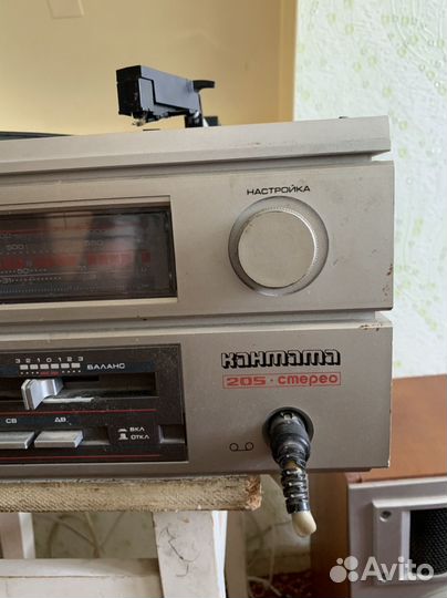 Домашний проигрыватель с пластинками