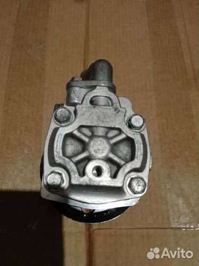 Насос Гура Ford Cmax