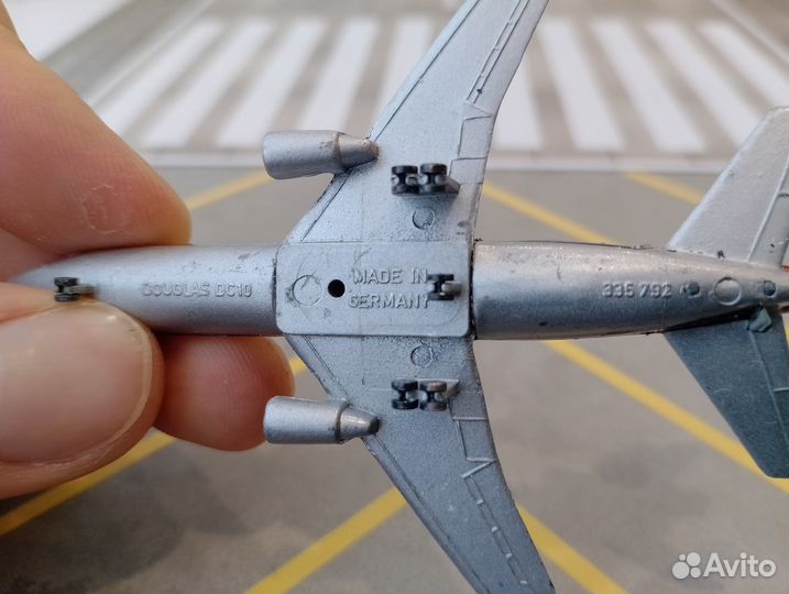 Самолёт Douglas DC-10