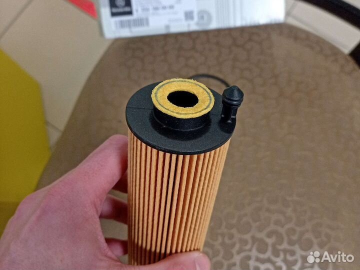 Фильтр масляный MB арт. A256 184 00 00